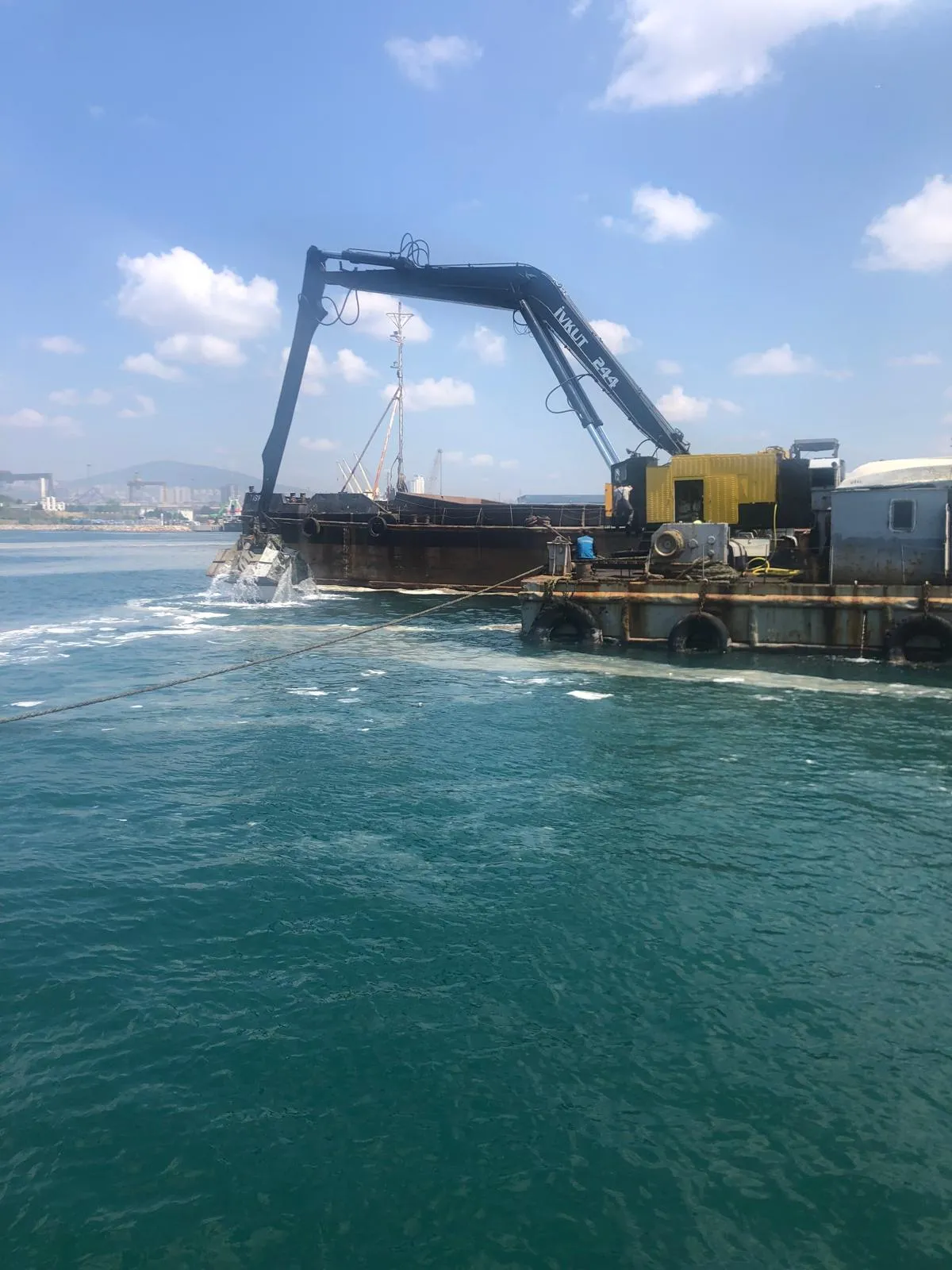YÜZER VİNÇ 2 GEMİSİ VE TEKNİK ÖZELLİKLERİ